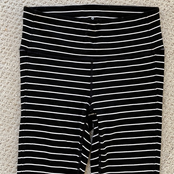 Athleta Pants - Athleta Leggings Black and White Striped full length pants yoga